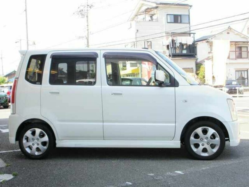 WAGON R