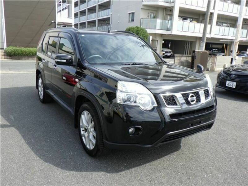 X-TRAIL