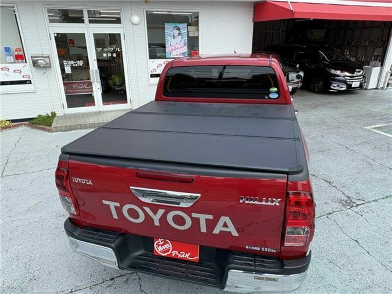 HILUX