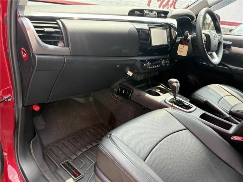 HILUX