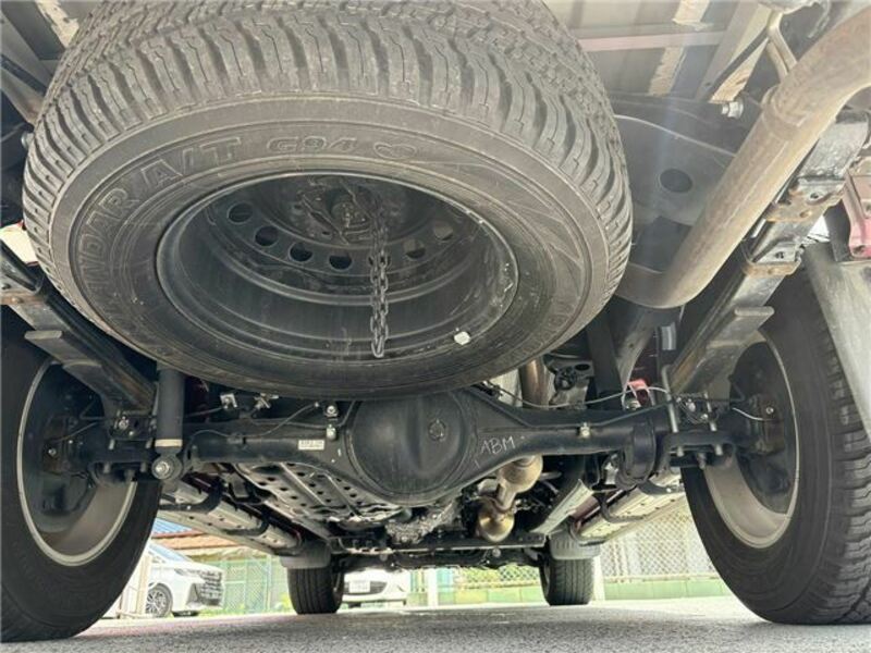 HILUX