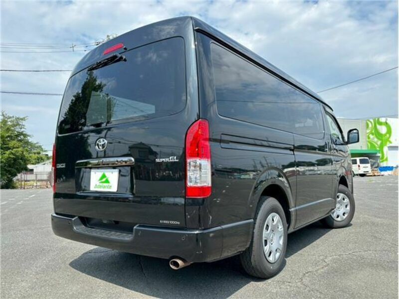 HIACE VAN