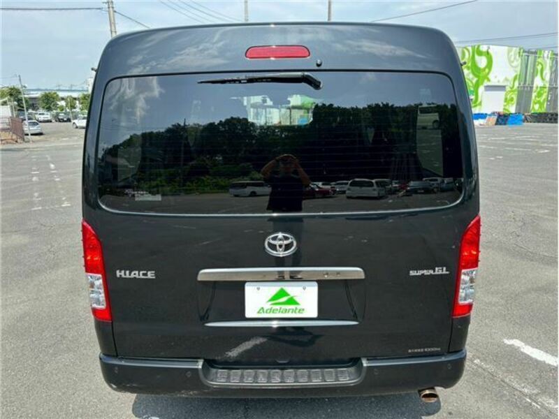 HIACE VAN