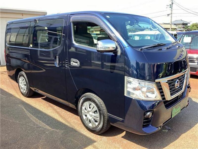 NV350 CARAVAN-0