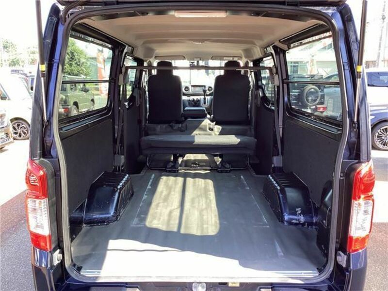 NV350 CARAVAN