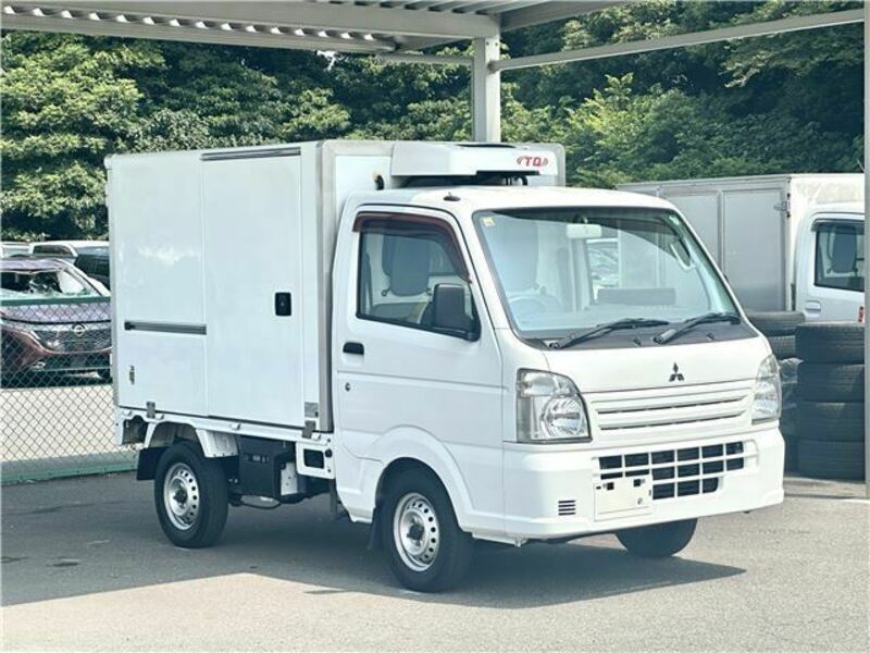 MINICAB TRUCK