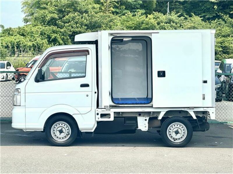 MINICAB TRUCK