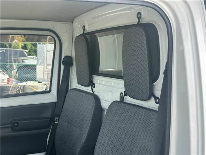 MINICAB TRUCK
