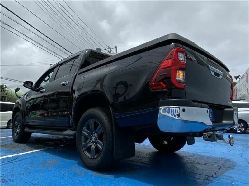 HILUX