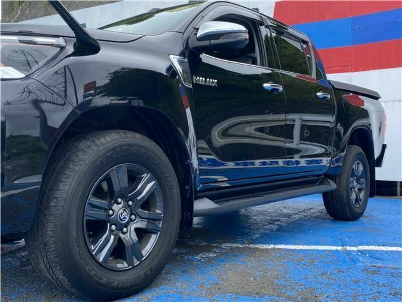 HILUX