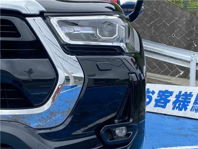 HILUX