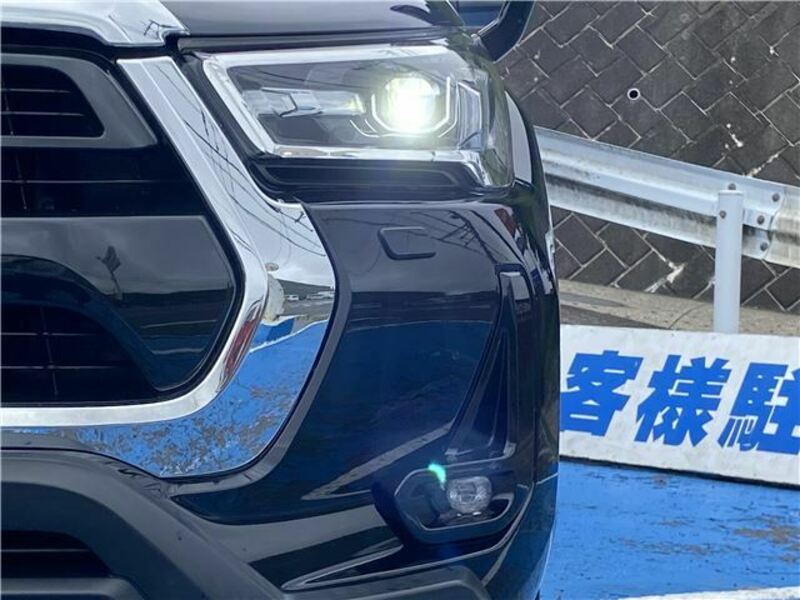 HILUX