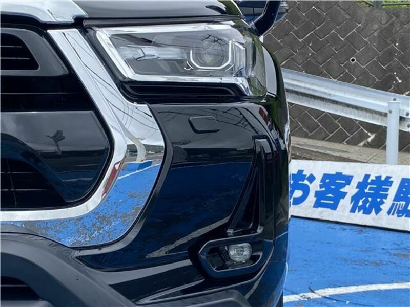 HILUX