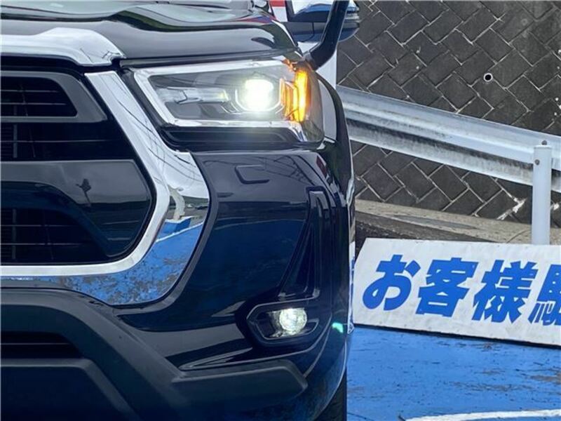 HILUX