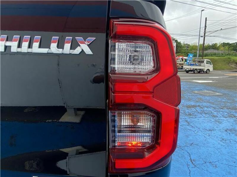 HILUX