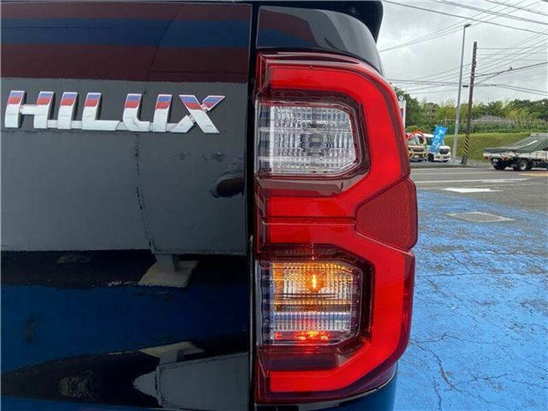 HILUX
