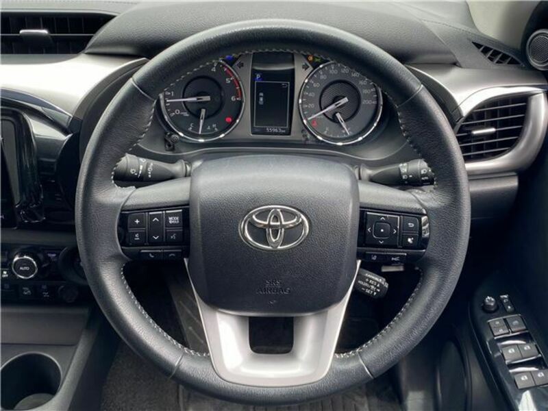 HILUX