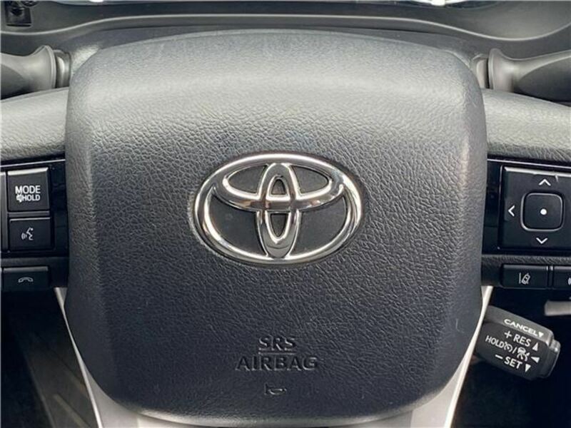 HILUX