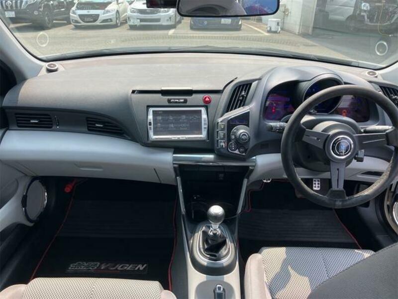 CR-Z