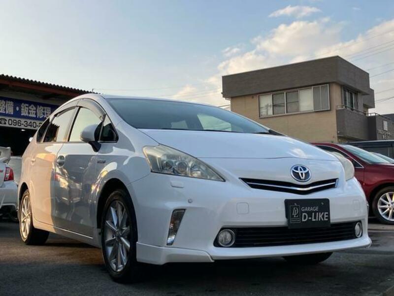 PRIUS ALPHA