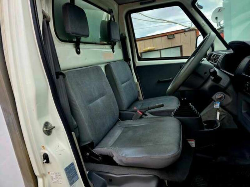 MINICAB TRUCK