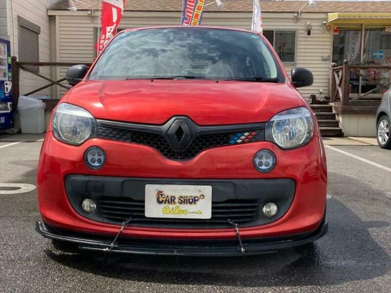 TWINGO