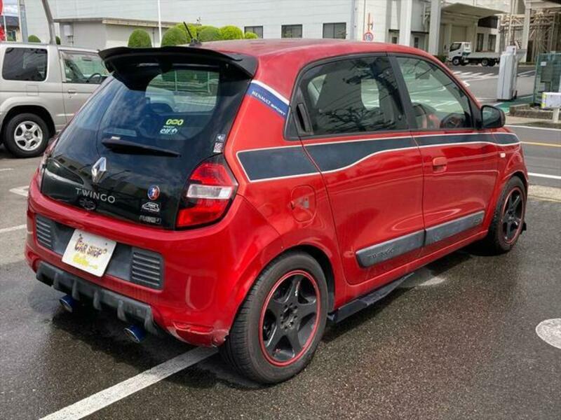 TWINGO
