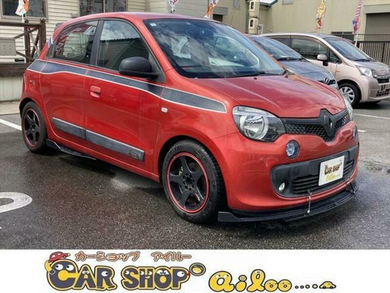 RENAULT TWINGO