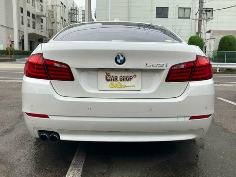 5 SERIES