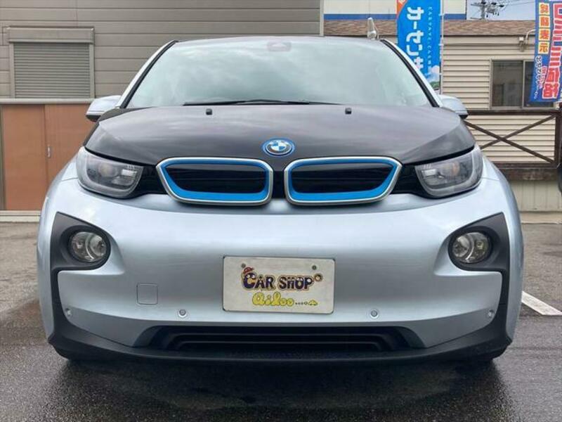 i3