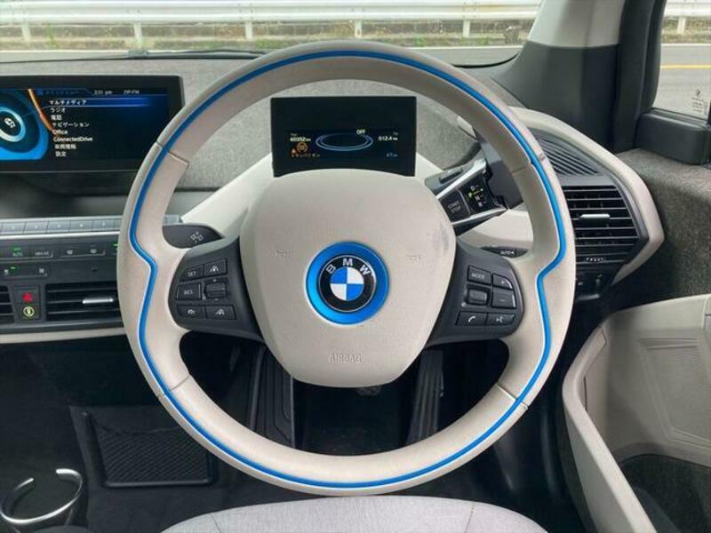i3