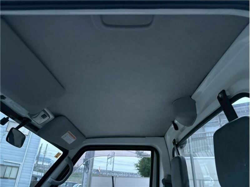 CLIPPER TRUCK