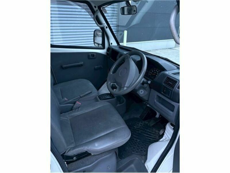 CLIPPER TRUCK