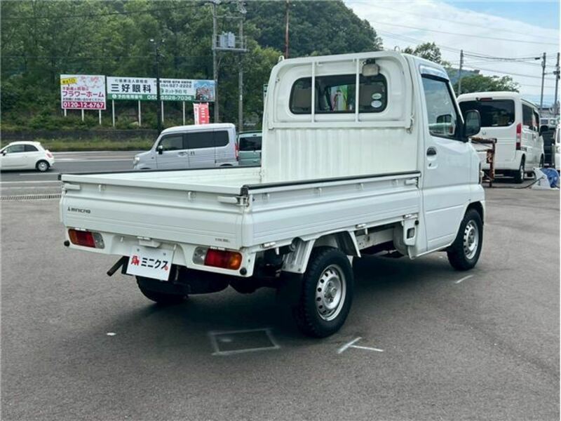 MINICAB TRUCK
