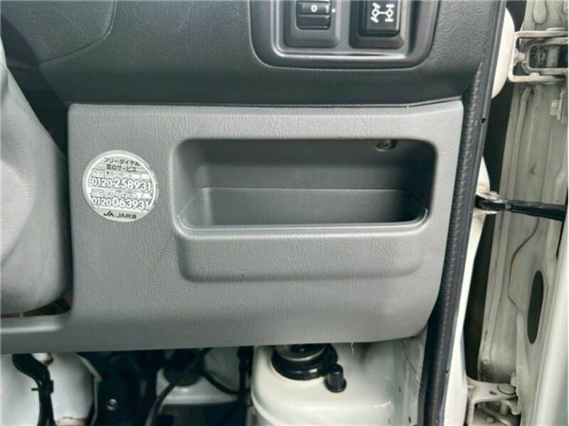 MINICAB TRUCK