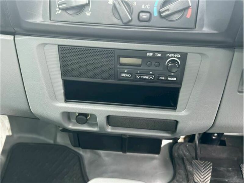 MINICAB TRUCK