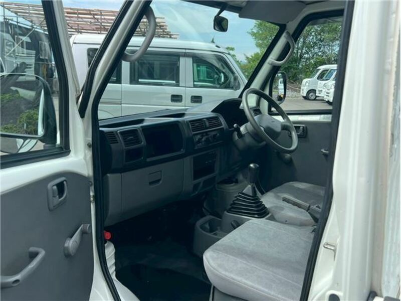 MINICAB TRUCK