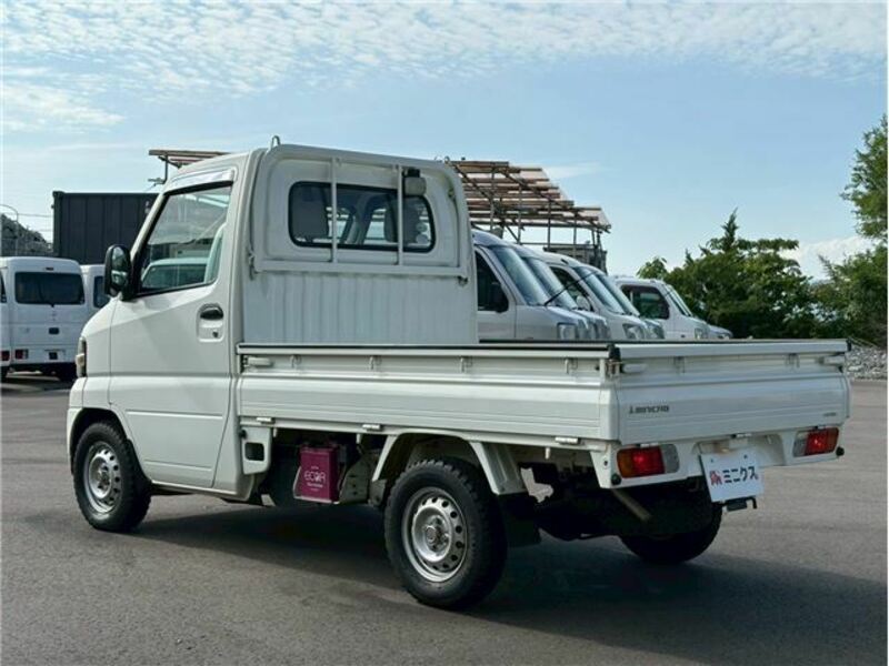 MINICAB TRUCK