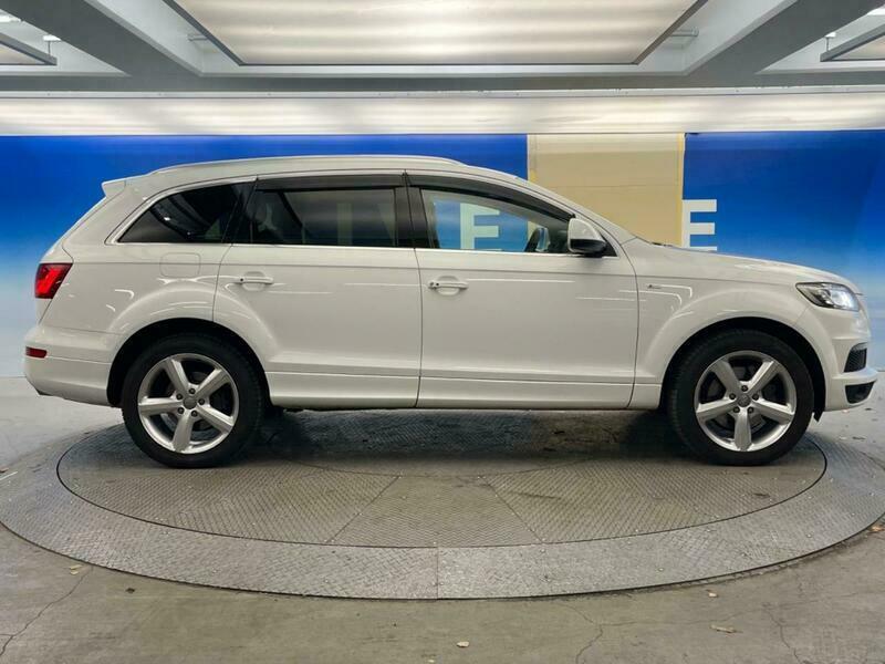 Q7