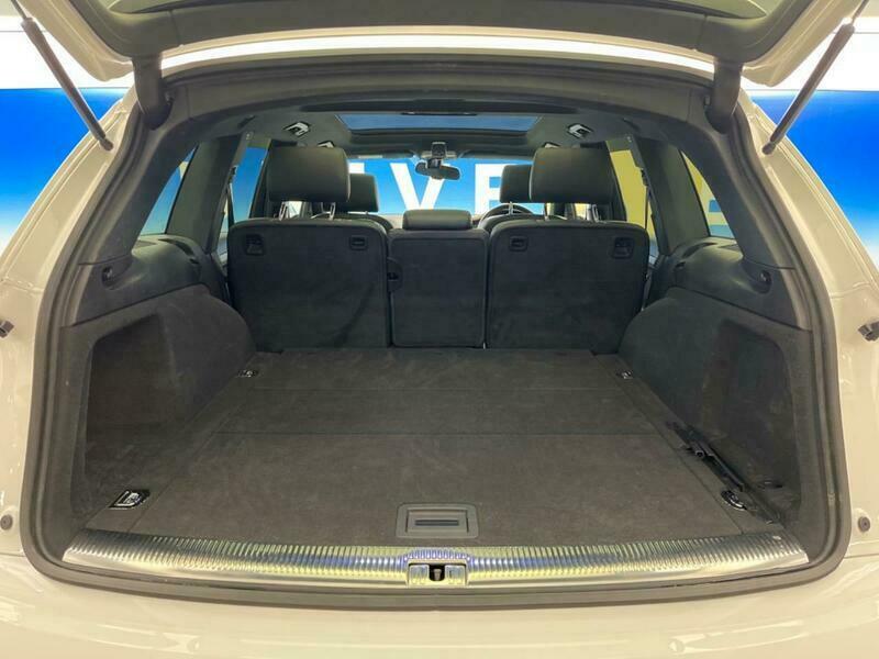 Q7