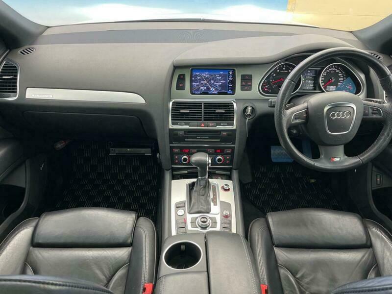 Q7