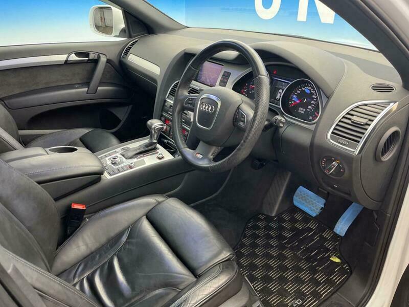Q7