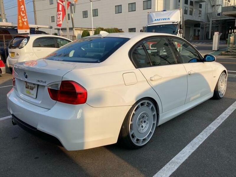 3 SERIES