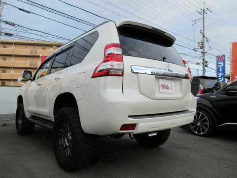 LAND CRUISER PRADO