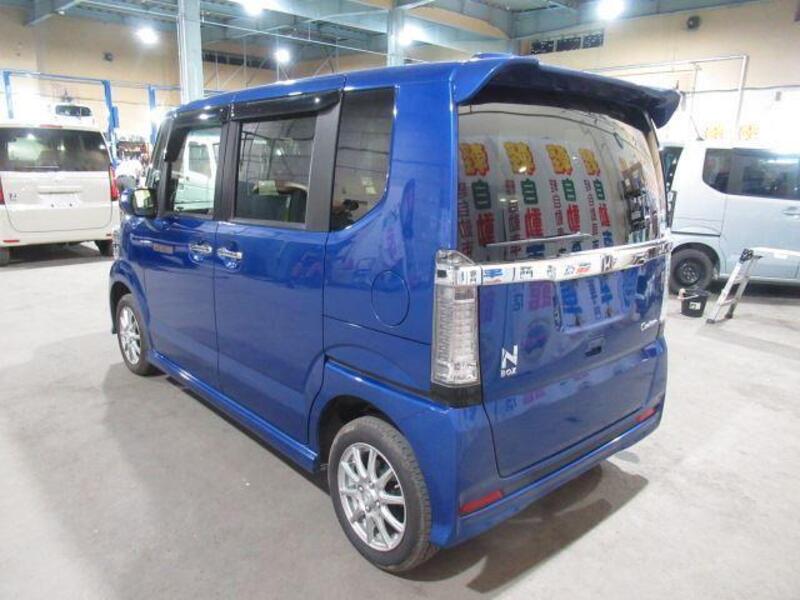 N BOX CUSTOM