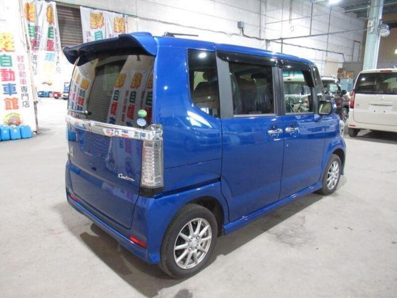 N BOX CUSTOM