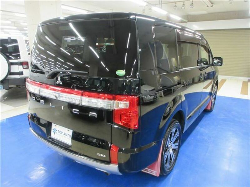 DELICA D5