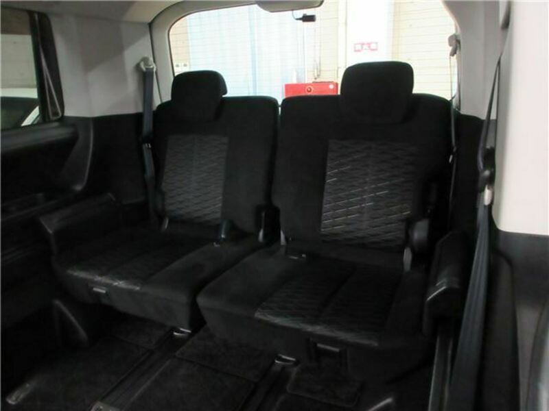 DELICA D5