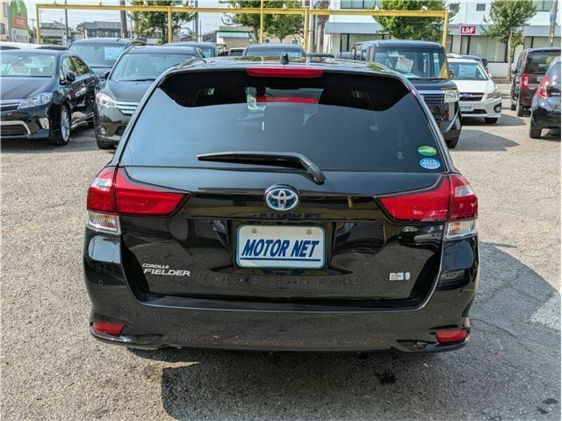 COROLLA FIELDER