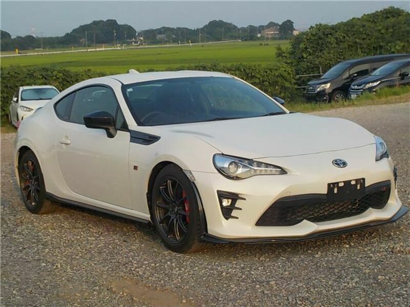 TOYOTA 86